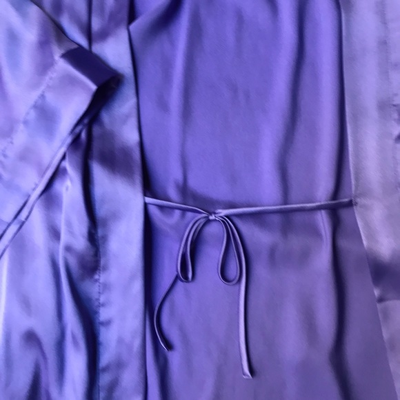 Victorias Secret Lavender Satin Robe and Satin & Lace Slip/Chemise - S -… - Picture 4 of 8